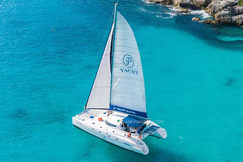 Play Twice Catamaran 04