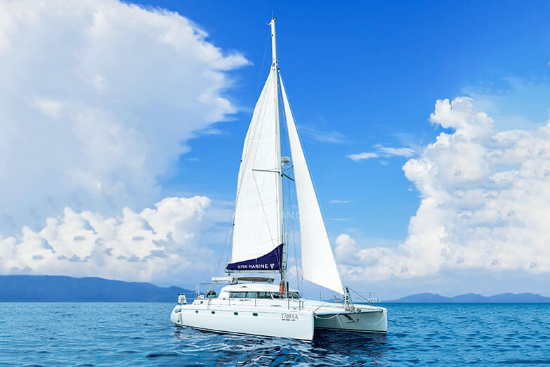 Tahaa Catamaran 04