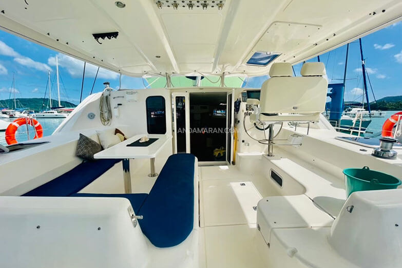 The One Catamaran 03