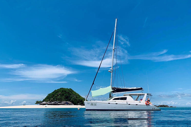 The One Catamaran 12