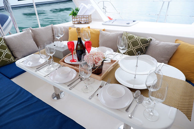 The One Catamaran 15