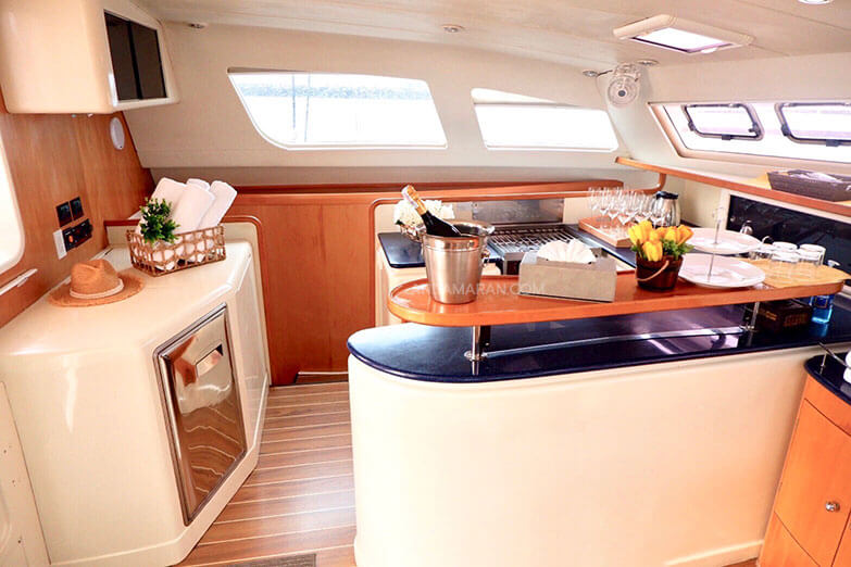 The One Catamaran 19