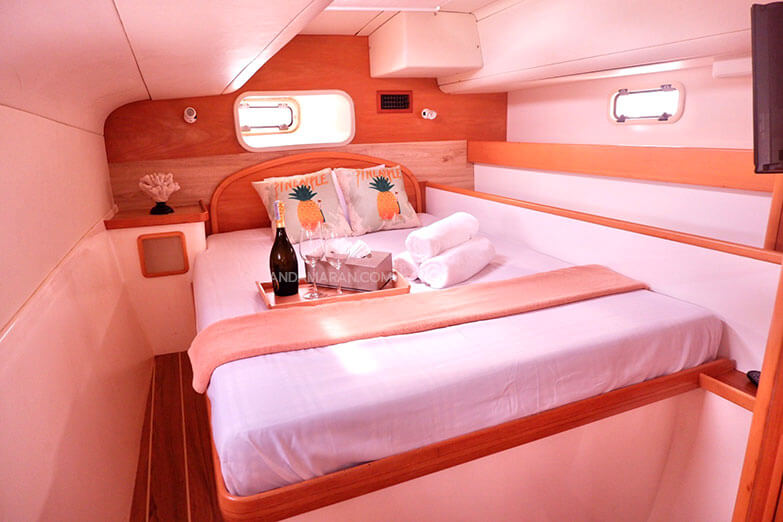 The One Catamaran 21