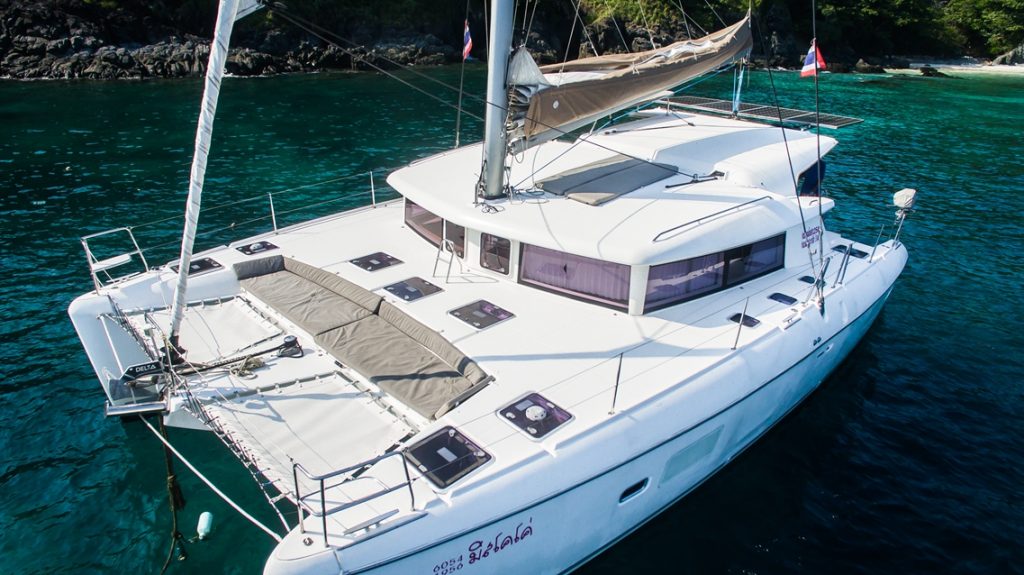 Miss Coco 蓝高双体帆船 (Lagoon Catamaran)