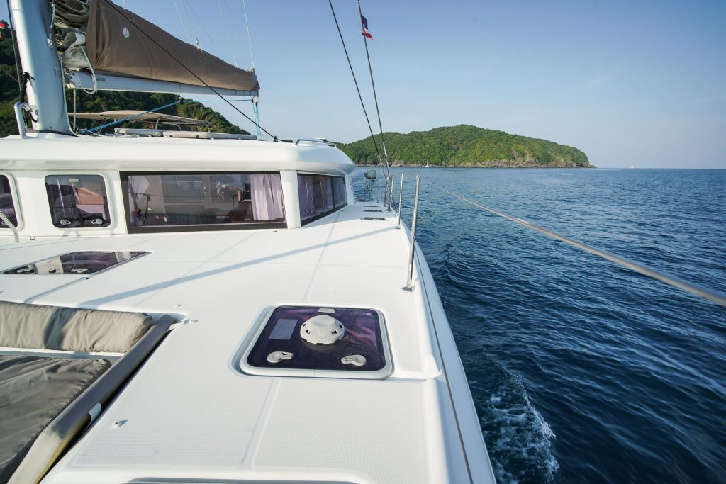 Miss Coco 蓝高双体帆船 (Lagoon Catamaran)