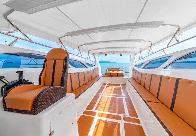 Ocean Brave 私人快艇包船-泰兰德旅行