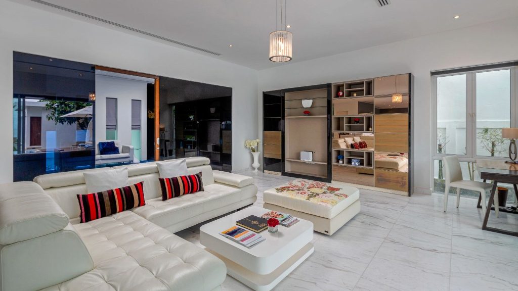Villa Summer Estate in Natai beach, Phuket - 5 bedrooms