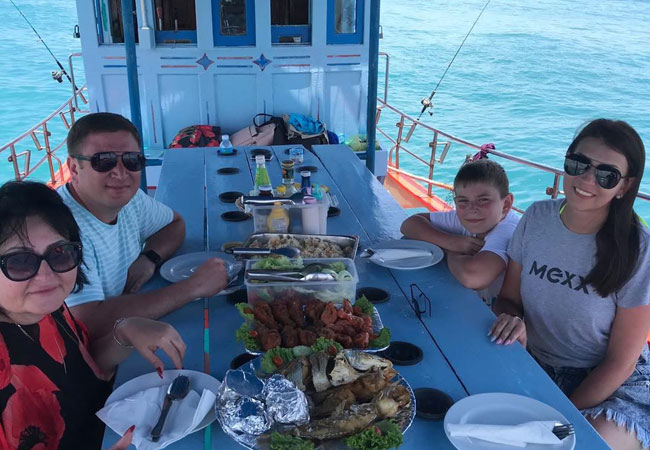 苏梅岛专业私人海钓包船-泰兰德旅行