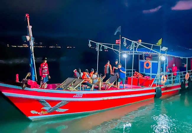 Samut 1 Boat Exterior