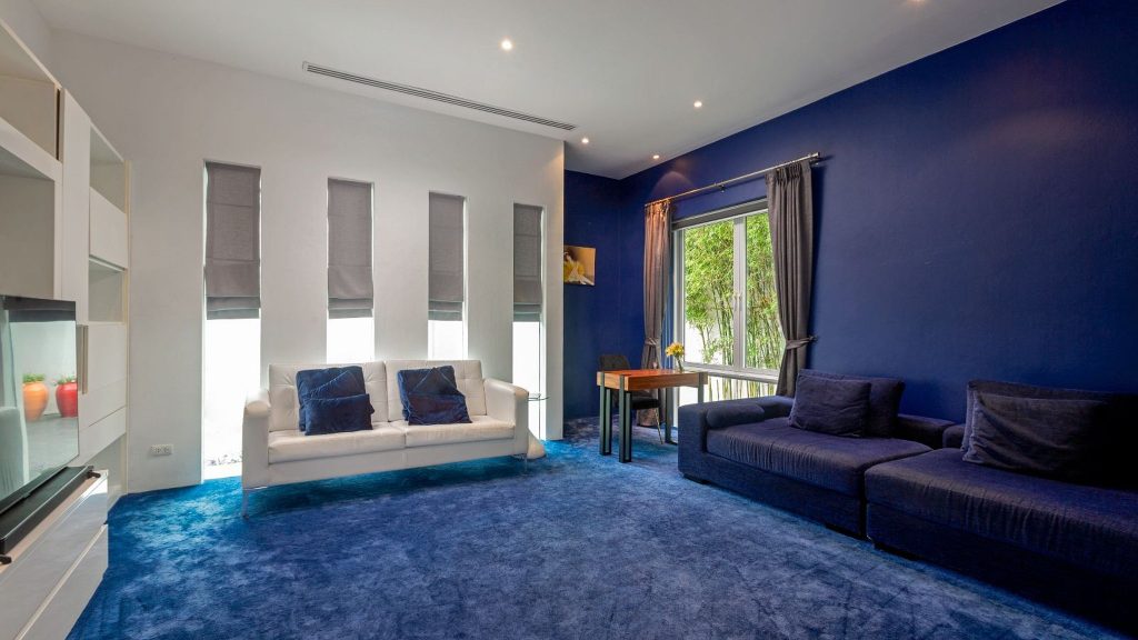 Villa Summer Estate in Natai beach, Phuket - 5 bedrooms