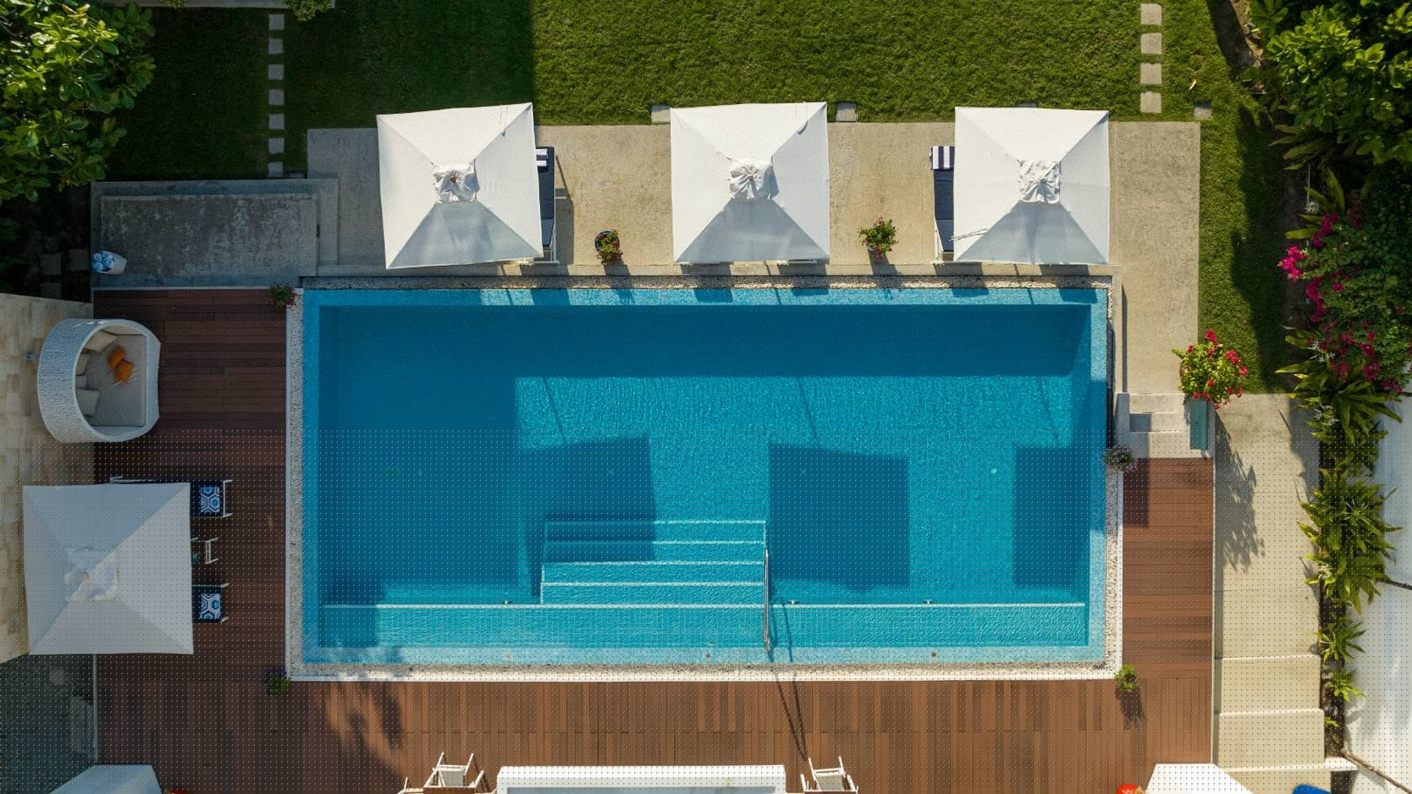 Villa Summer Estate in Natai beach, Phuket - 5 bedrooms