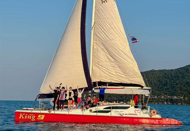 King 9 双体帆船包船-泰兰德旅行